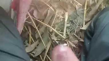 Everbest Indian Desi Aunty Enjoy Sex Outdoor With Young Boy