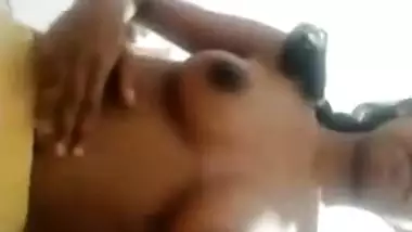 Desi cute girl sexy boobs