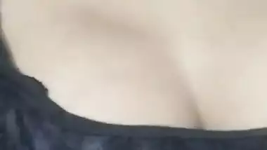 Indian hot milf showing her sexy body on live