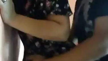 Desi Lover outdoor boobs sucking and smooching