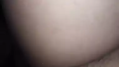 Enjoy watching this Hindi porn MMS video