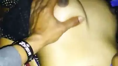 Vilupuram Tamil call girl boobs pressed by her customer