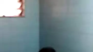 Priya aunty bathing Hiddencam