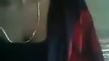 Mallu Bhabi Romance With Husband’s Friend