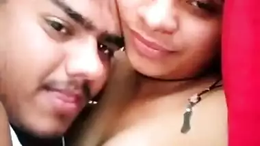 HORNY COUPLE CUTE GF HAVING FUN