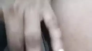 Mature whore with glasses fingers her Desi XXX snatch for solo movie