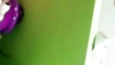 South Indian wife shows her boobs on video call