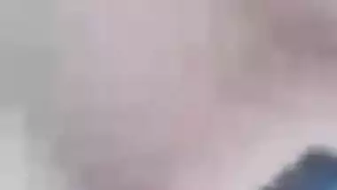 Lankan Tamil Girl Showing Her Boobsa nd Pussy on Video Call