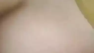 Guy fucks his chubby Dhaka girl in Bangladeshi chuda chudi