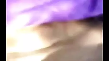 Bahr me bula kar chudwati hai tumahri bibi ham muslmano ee