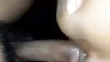 An 18-year-old GF’s desi xxx sex video with her lover