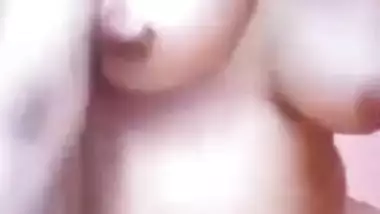 Sexy Mallu Bhabhi Shows Boobs On VC Part 2