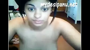 Sexy Nri girl puja first time on cam MMS