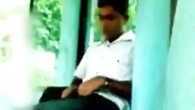 Tamil cheat wife illicit sex with friend of hubby outdoor caught on mms cam