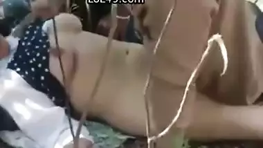 Threesome voyeur sex video with a desi village randi