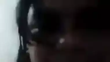 Horny girl shows boobs on video call to lover viral MMS