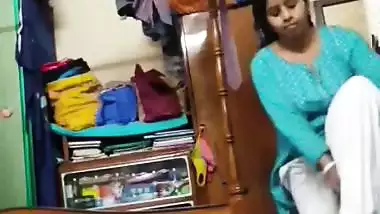 Bhabhi changing clothes vira videos uploaded online